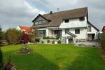 Etagenwohnung Holzheim - 5 Zimmer, 120 m&sup2;, 1.350&euro; | Angebot:26840382