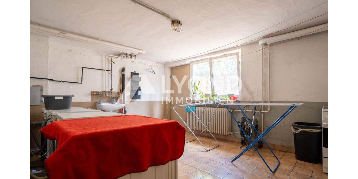 Mehrfamilienhaus, Wohnhaus Neu-Ulm / Ludwigsfeld Ludwigsfeld - 8 Zimmer, 160 m&sup2;, 618.000&euro; | Angebot:26833293