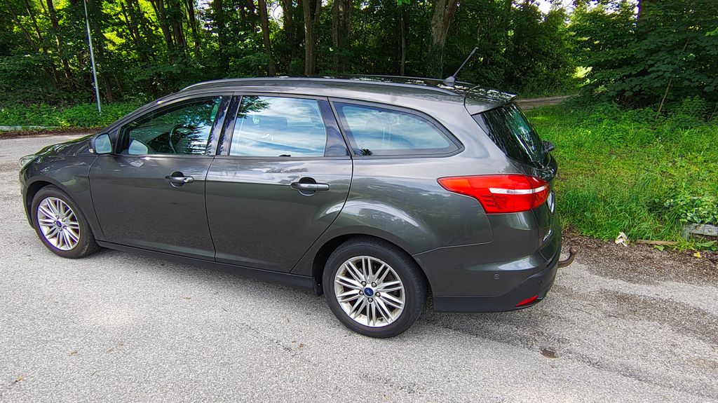 Ford Focus 184.000 km 6.600 &euro; Oberhausen 82386