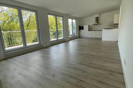 Haus Hoisdorf - 3.5 Zimmer, 104 m&sup2;, 1.360&euro; | Angebot:24944464
