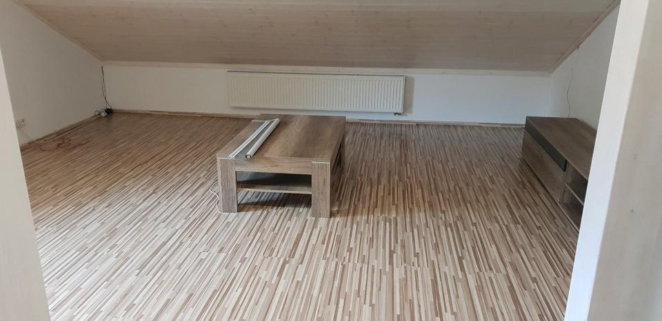 Dachgeschoßwohnung Traitsching - 3 Zimmer, 120 m&sup2;, 650&euro; | Angebot:26600547