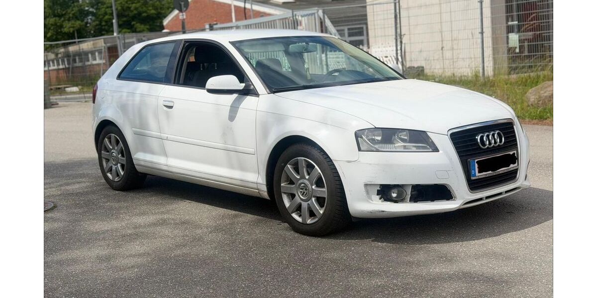 Audi A3 190.000 km 2.499 &euro; Lübeck 23554