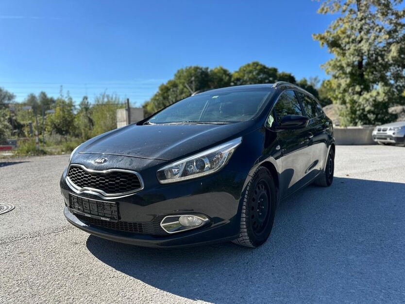 Kia ceed Sportswagon 211.000 km 2.999 € München 81827