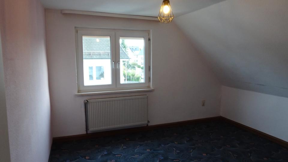 Einfamilienhaus Münchberg - 7 Zimmer, 120 m&sup2;, 155.000&euro; | Angebot:26425805
