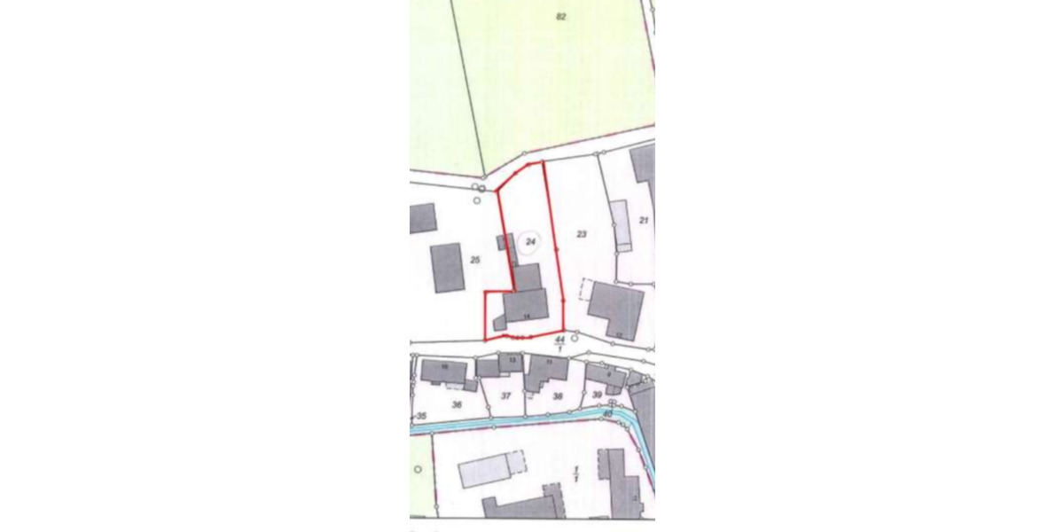 Einfamilienhaus Bad Arolsen - 6 Zimmer, 350 m&sup2;, 195.000&euro; | Angebot:24253552