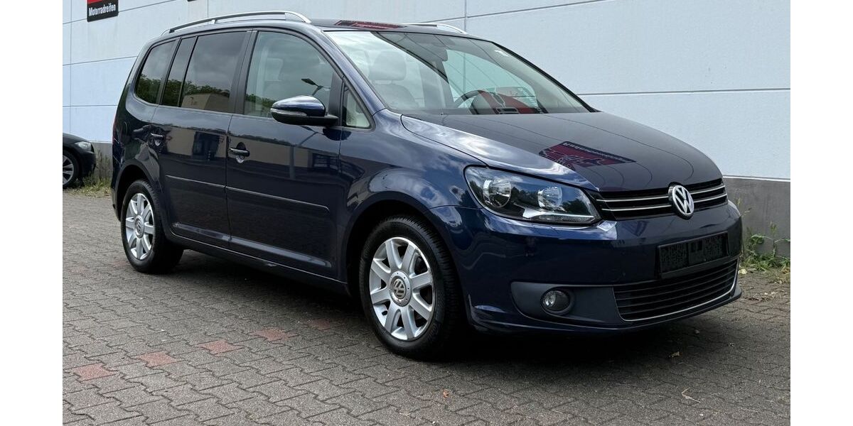 VW Touran 194.700 km 6.499 &euro; Bottrop 46236