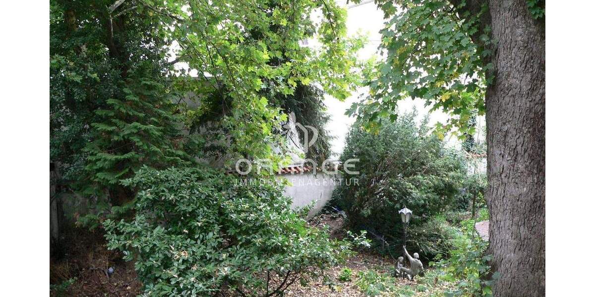 ***TOP: Erstbezug nach Sanierung :sonnige 4,5 -ZKB auf 93 QM WFL, Stadtmitte, im Hinterhaus nahe HBF 4 zimmer