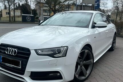 Audi A5 348.000 km 11.990 &euro; Mittenwalde 15749