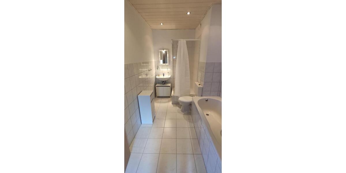 Erdgeschoßwohnung Sarstedt - 2 Zimmer, 65 m&sup2;, 850&euro; | Angebot:25025479