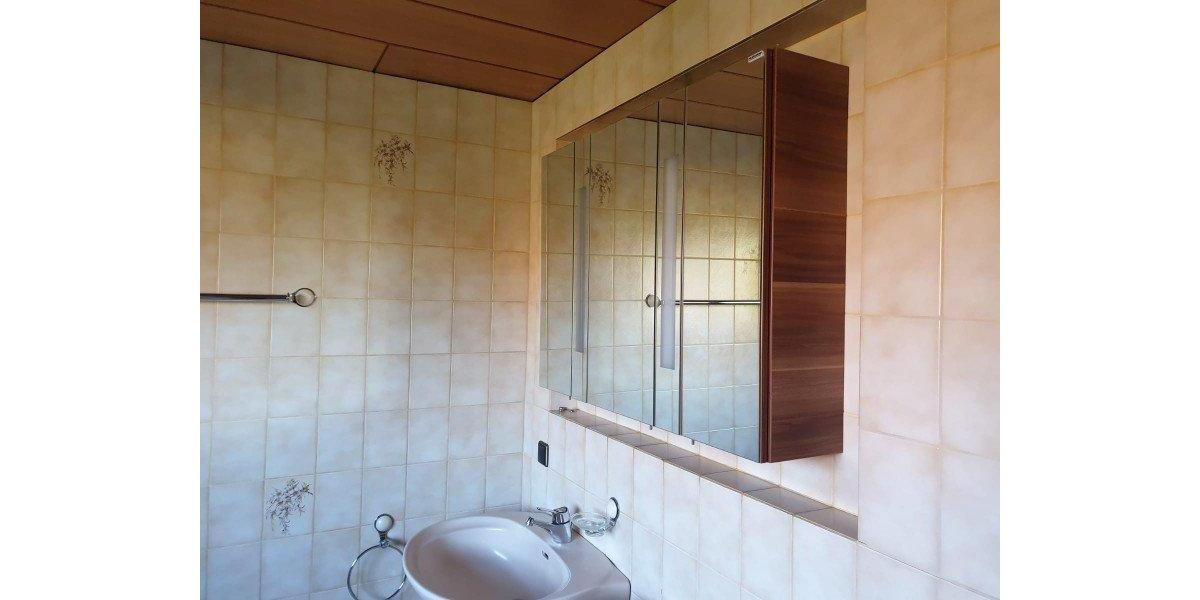 Mehrfamilienhaus, Wohnhaus Eschwege - 7 Zimmer, 250 m&sup2;, 420.000&euro; | Angebot:26249966