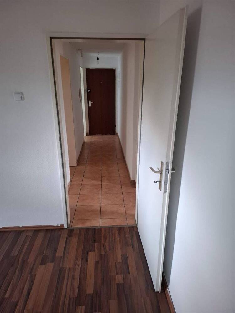 gemütliche DG Wohnung sucht neue Mieter