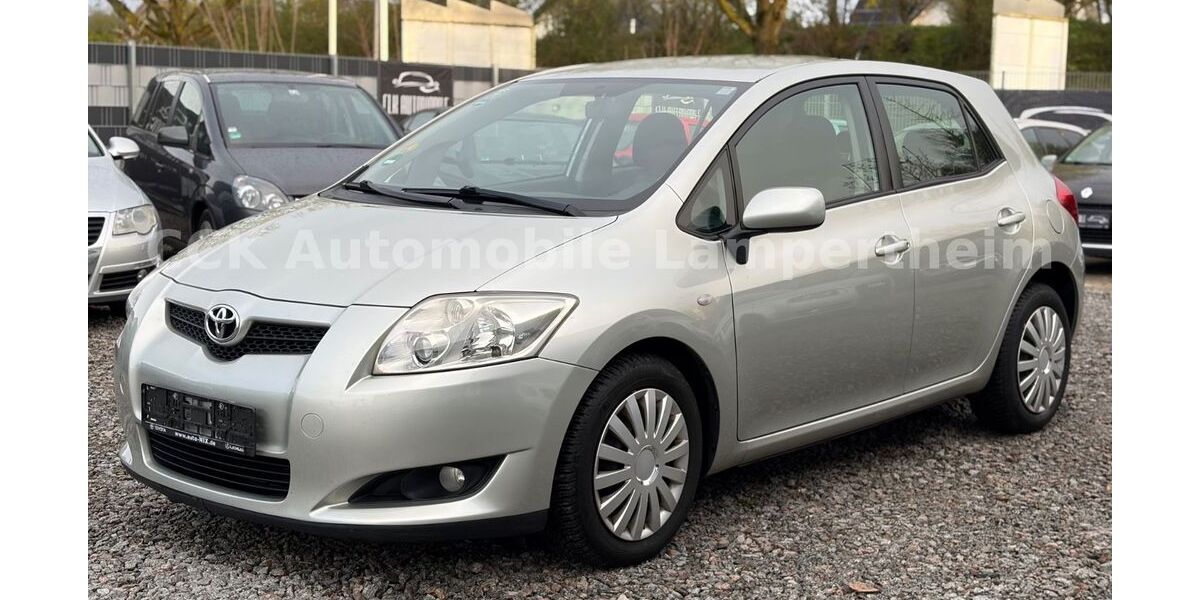 Toyota Auris 149.000 km 3.799 &euro; Lampertheim 68623