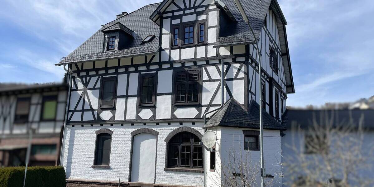 Reihenmittelhaus Breitscheid Erdbach - 1 Zimmer, 295 m&sup2;, 259.000&euro; | Angebot:26187467