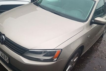 VW Jetta 107.000 km 4.500 &euro; Bad Honnef 53547