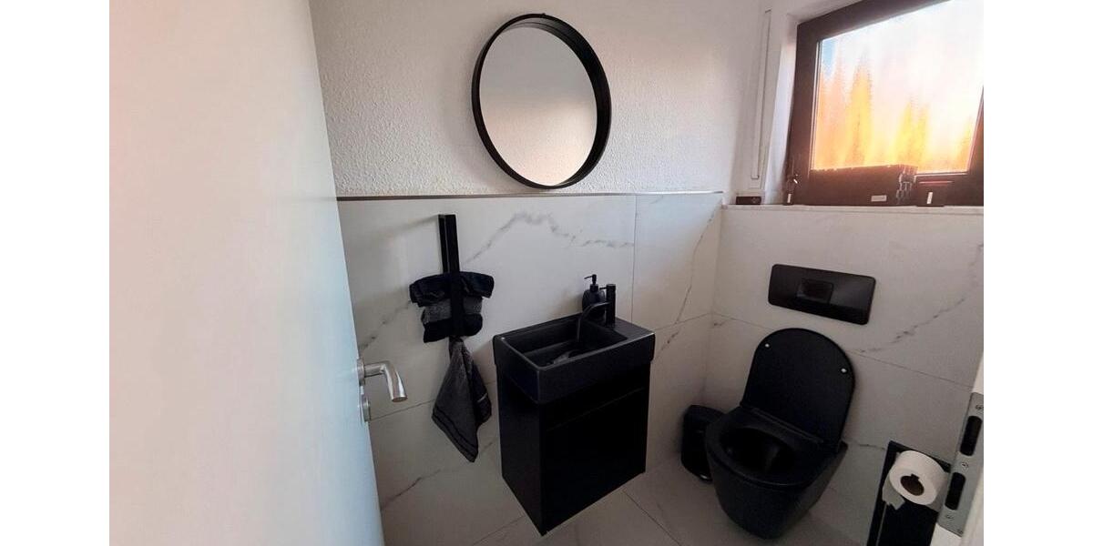 Doppelhaushälfte Köln Mülheim - 5.5 Zimmer, 160 m&sup2;, 2.450&euro; | Angebot:26628613