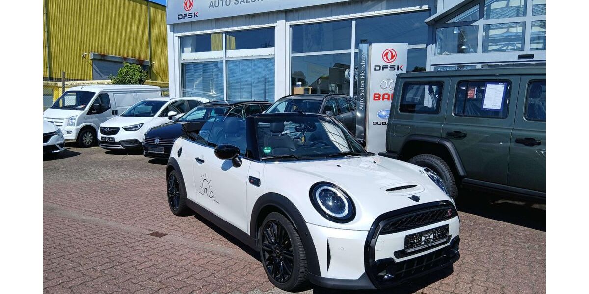 Mini Cooper Cabrio 24.278 km 28.900 &euro; Flensburg 24941