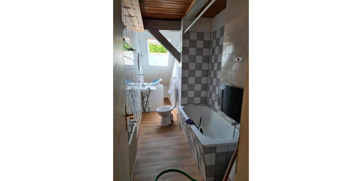 Dachgeschoßwohnung Kröslin - 3 Zimmer, 80 m&sup2;, 700&euro; | Angebot:26224538