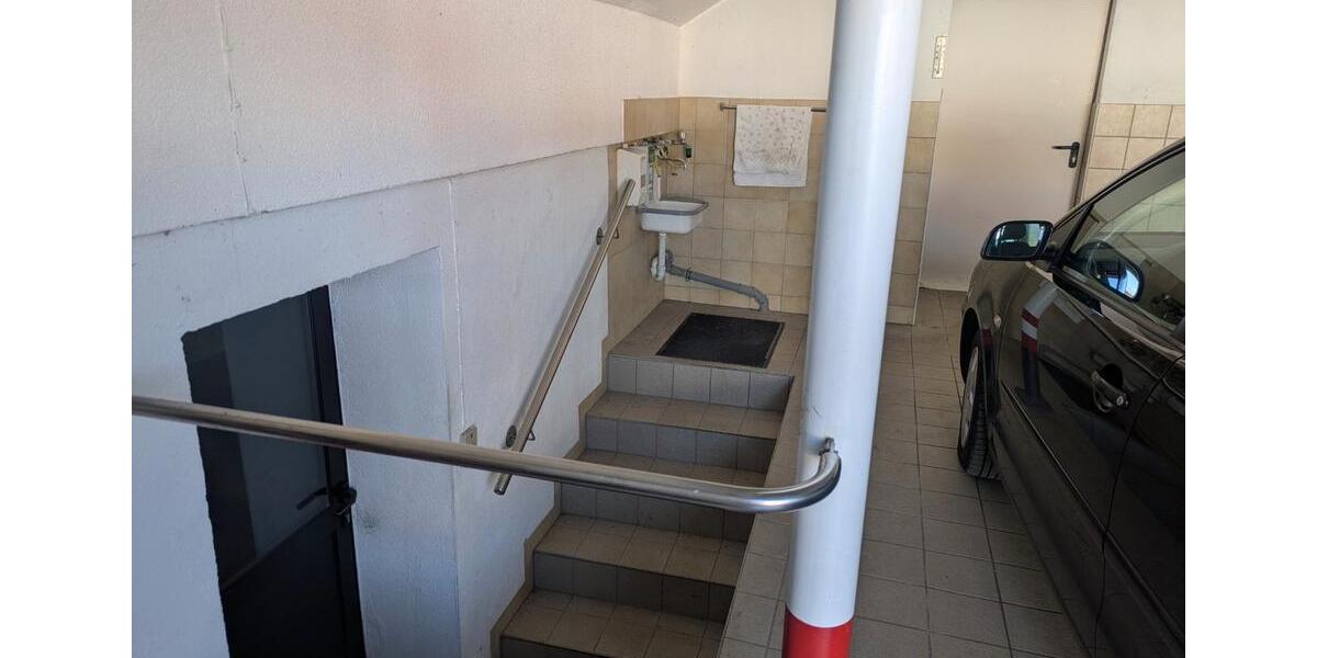Doppelhaushälfte Ochsenfurt - 7 Zimmer, 196 m&sup2;, 490.000&euro; | Angebot:26297131