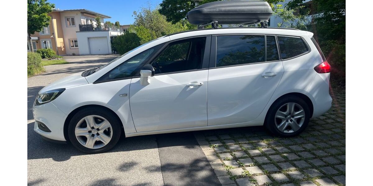 Opel Zafira 126.000 km 11.700 &euro; Putzbrunn 85640