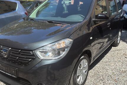 Dacia Lodgy 82.000 km 9.999 &euro; Berlin 12055