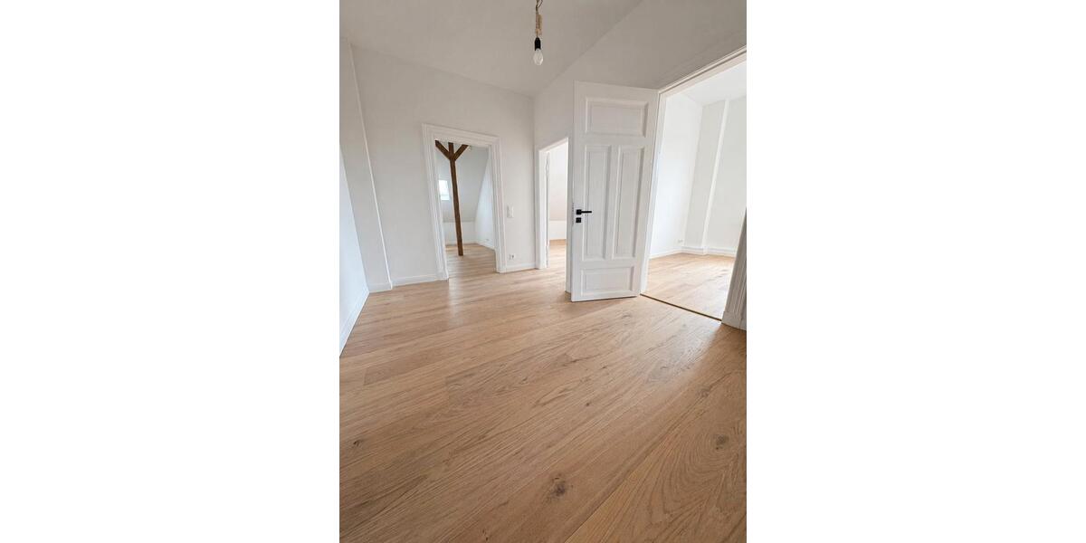 Dachgeschoßwohnung Lüneburg Ebensberg - 2.5 Zimmer, 62 m&sup2;, 289.000&euro; | Angebot:26326811