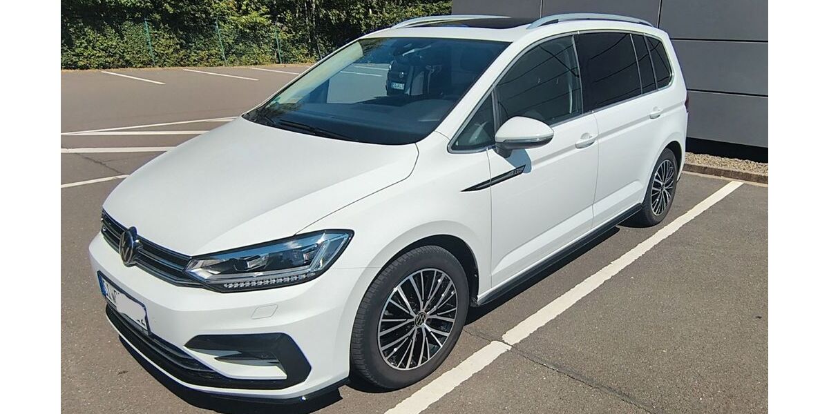 VW Touran 57.000 km 28.200 &euro; FREUDENBERG 57258
