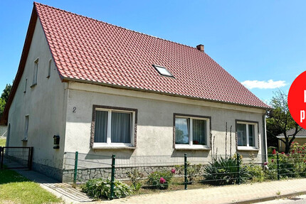 HORN IMMOBILIEN ++ RESERVIERT! Eggesin, Haus mit großem Grundstück und zwei massiven Nebengebäuden - Haus Eggesin | Angebot:25263345