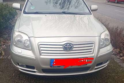 Toyota Avensis 200.000 km 2.800 &euro; München 85445