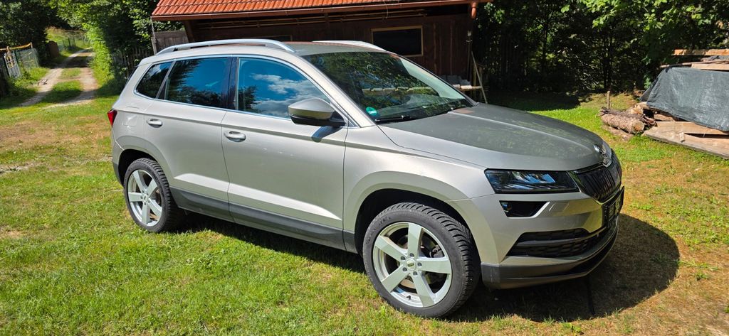 Skoda Karoq 98.000 km 19.690 &euro; Peiting 86971