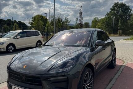 Porsche Macan 7.470 km 74.500 € Bad Homburg 61348