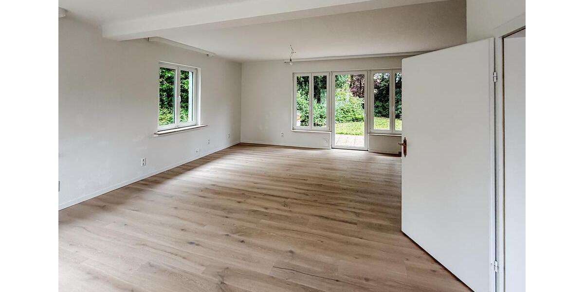 Einfamilienhaus Soltau - 6 Zimmer, 220 m&sup2;, 1.500&euro; | Angebot:25209319
