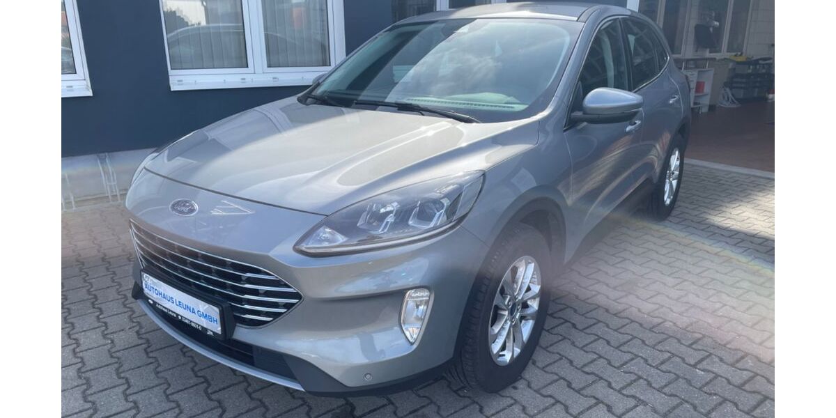 Ford Kuga 54.998 km 24.699 &euro; Leuna 06237