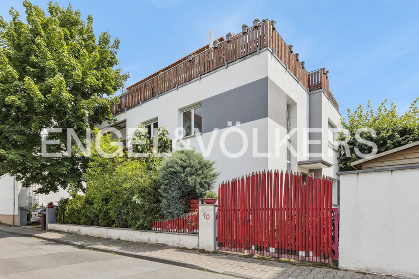 Haus zum Kaufen in Mörfelden-Walldorf 635.000 € 182 m²