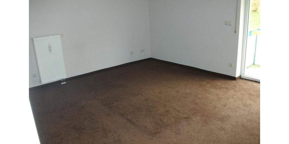 Erdgeschoßwohnung Stollberg (Erzgebirge) - 2 Zimmer, 60 m&sup2;, 100.000&euro; | Angebot:26253646