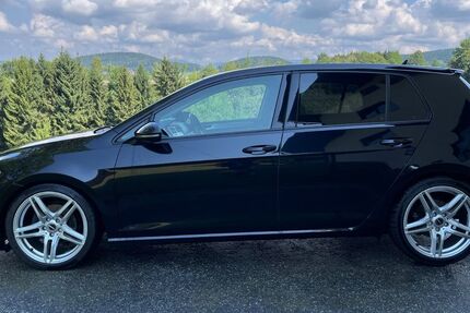 VW Golf 176.700 km 6.999 &euro; Zachenberg 94239