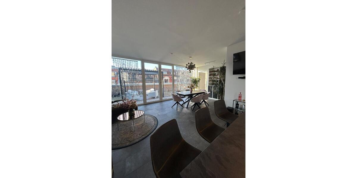 Einfamilienhaus Leipzig - 2 Zimmer, 110 m&sup2;, 1.505&euro; | Angebot:25403941