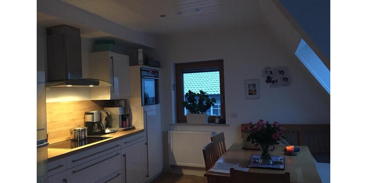 Dachgeschoßwohnung Petersberg - 4 Zimmer, 110 m&sup2;, 1.049&euro; | Angebot:26677541