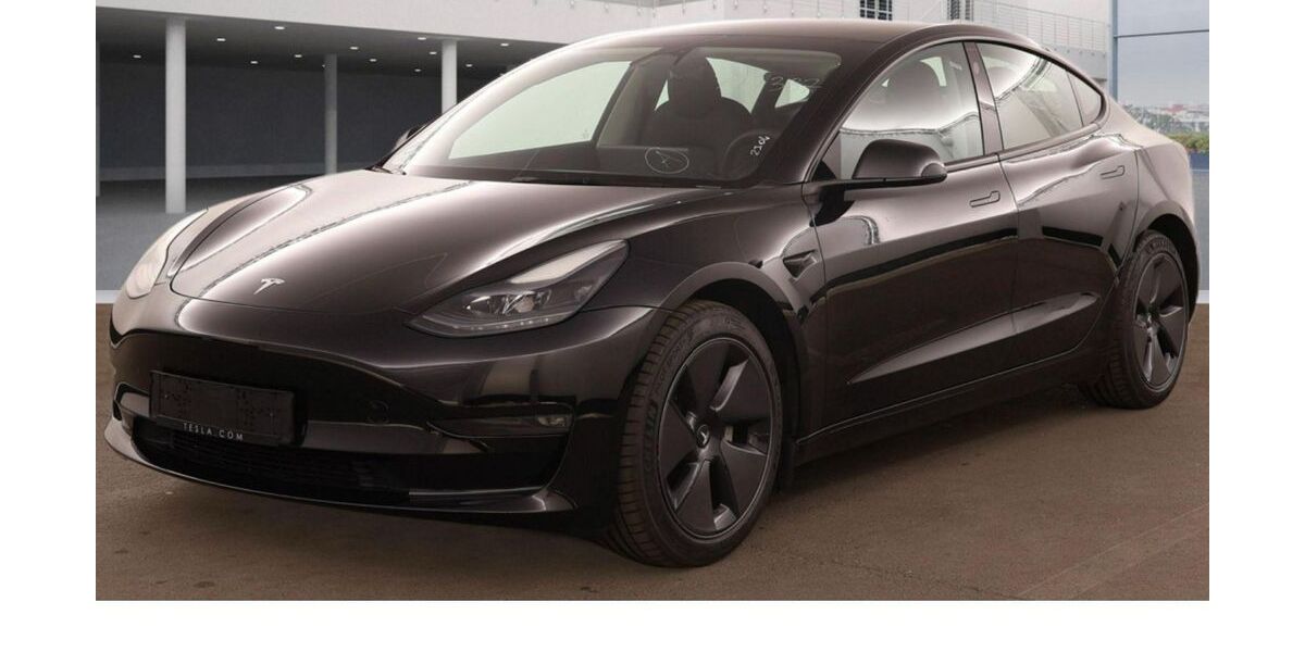 Tesla Model 3 53.857 km 31.750 &euro; Steinbach-Hallenberg OT Herges-Hallenberg 98587