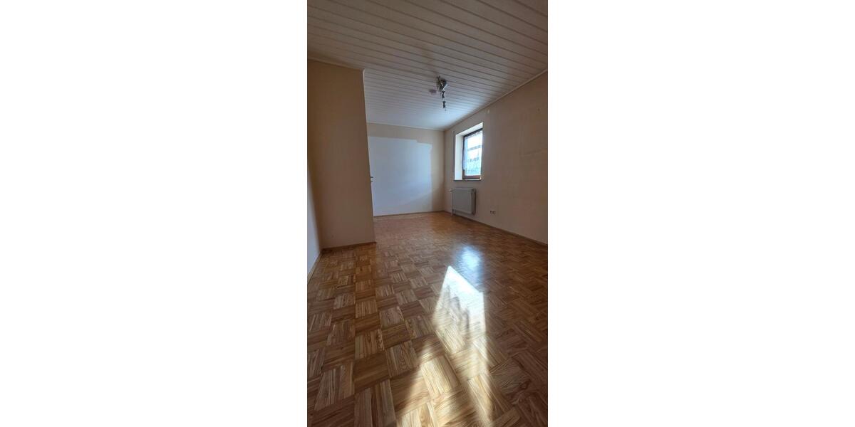 Doppelhaushälfte Wenzenbach - 5 Zimmer, 140 m&sup2;, 629.000&euro; | Angebot:23701250