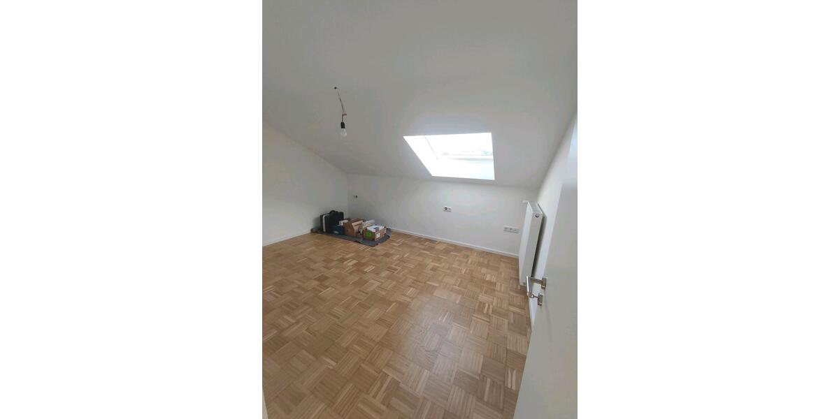 Dachgeschoßwohnung Heimenkirch - 3 Zimmer, 70 m&sup2;, 780&euro; | Angebot:26698852