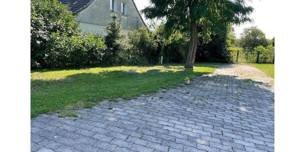 Einfamilienhaus Zossen - 5 Zimmer, 100 m&sup2;, 75.000&euro; | Angebot:26916810