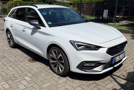 Seat Leon 84.700 km 18.700 &euro; Duisburg 47167