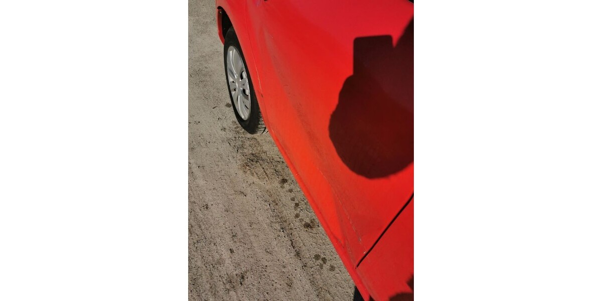 Dacia Sandero 123.400 km 1.390 &euro; Backnang 71522