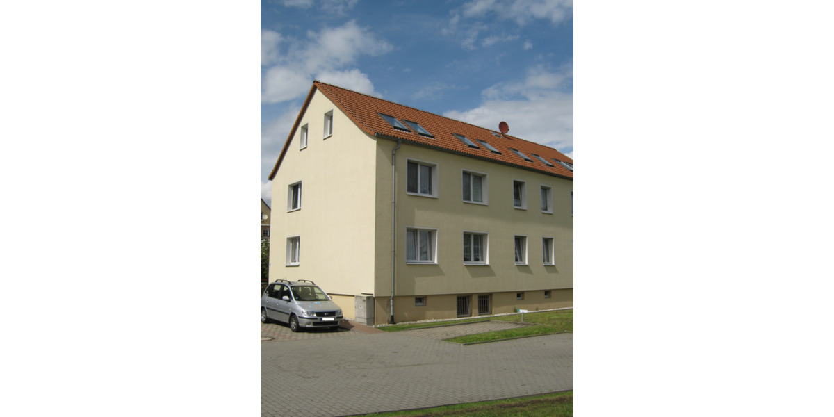 Erdgeschoßwohnung Meuselwitz - 2 Zimmer, 48 m&sup2;, 257&euro; | Angebot:25850626