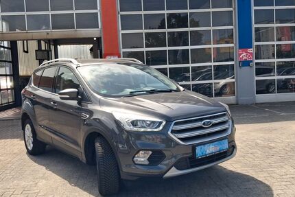 Ford Kuga 75.000 km 14.000 &euro; Osnabrück 49090