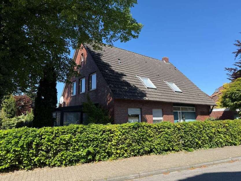 Haus zum Kaufen in Zetel 399.000 € 211 m²