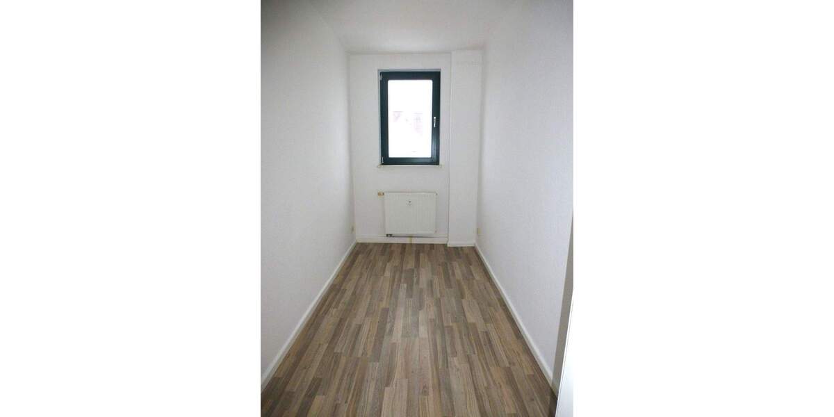 Etagenwohnung Chemnitz Lutherviertel - 3 Zimmer, 63 m&sup2;, 350&euro; | Angebot:26471025
