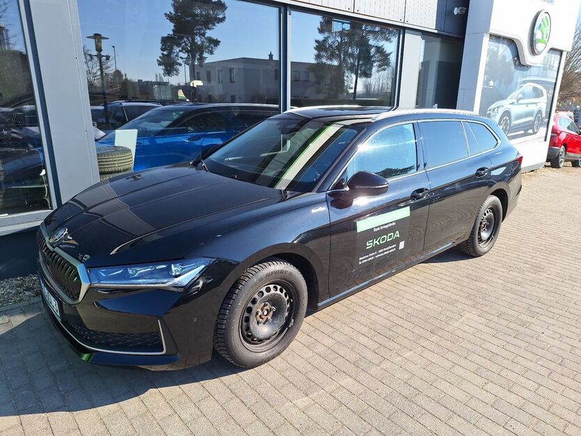 Skoda Superb 13.000 km 48.790 € Eisenhüttenstadt 15890