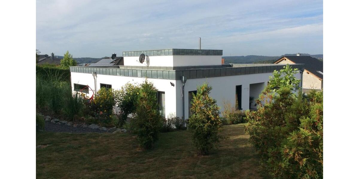 Bungalow Neunkirchen Heinitz - 2 Zimmer, 158 m&sup2;, 1.985&euro; | Angebot:26348649