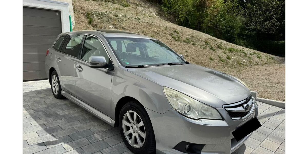 Subaru Legacy 163.000 km 4.999 &euro; Buch 89290